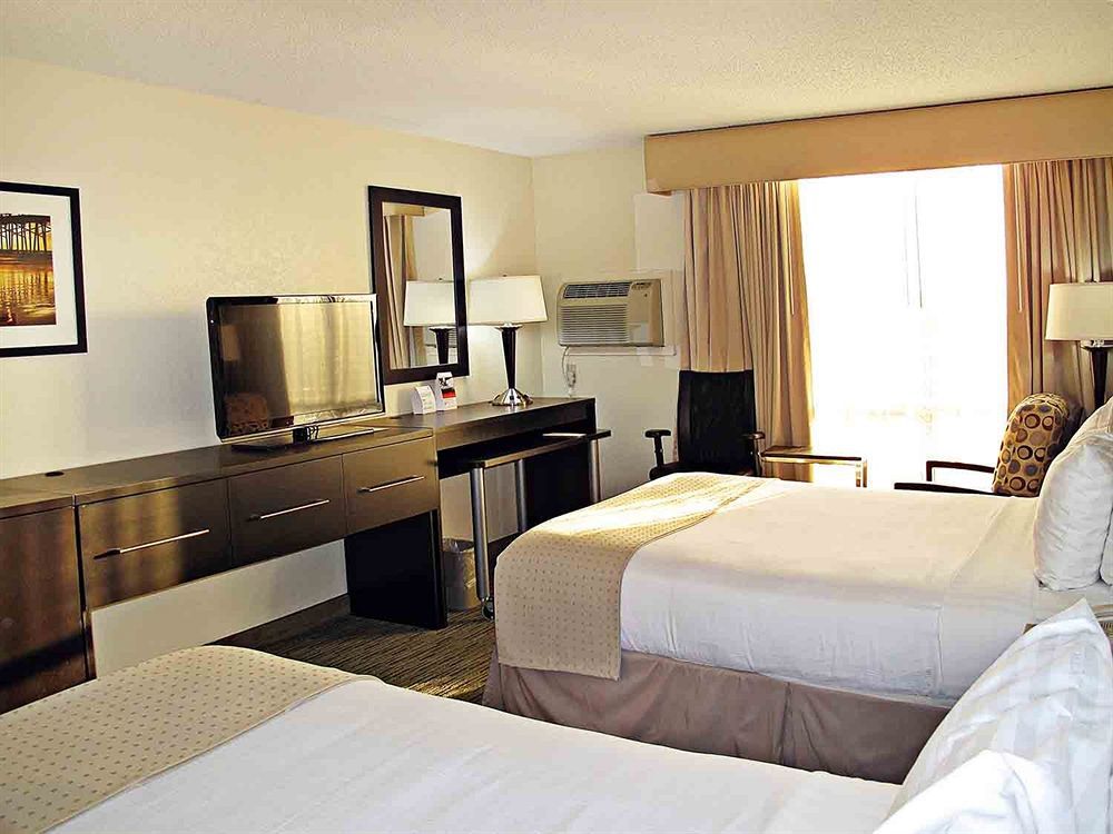 Holiday Inn Miami International Airport By Ihg Miami Springs Екстериор снимка