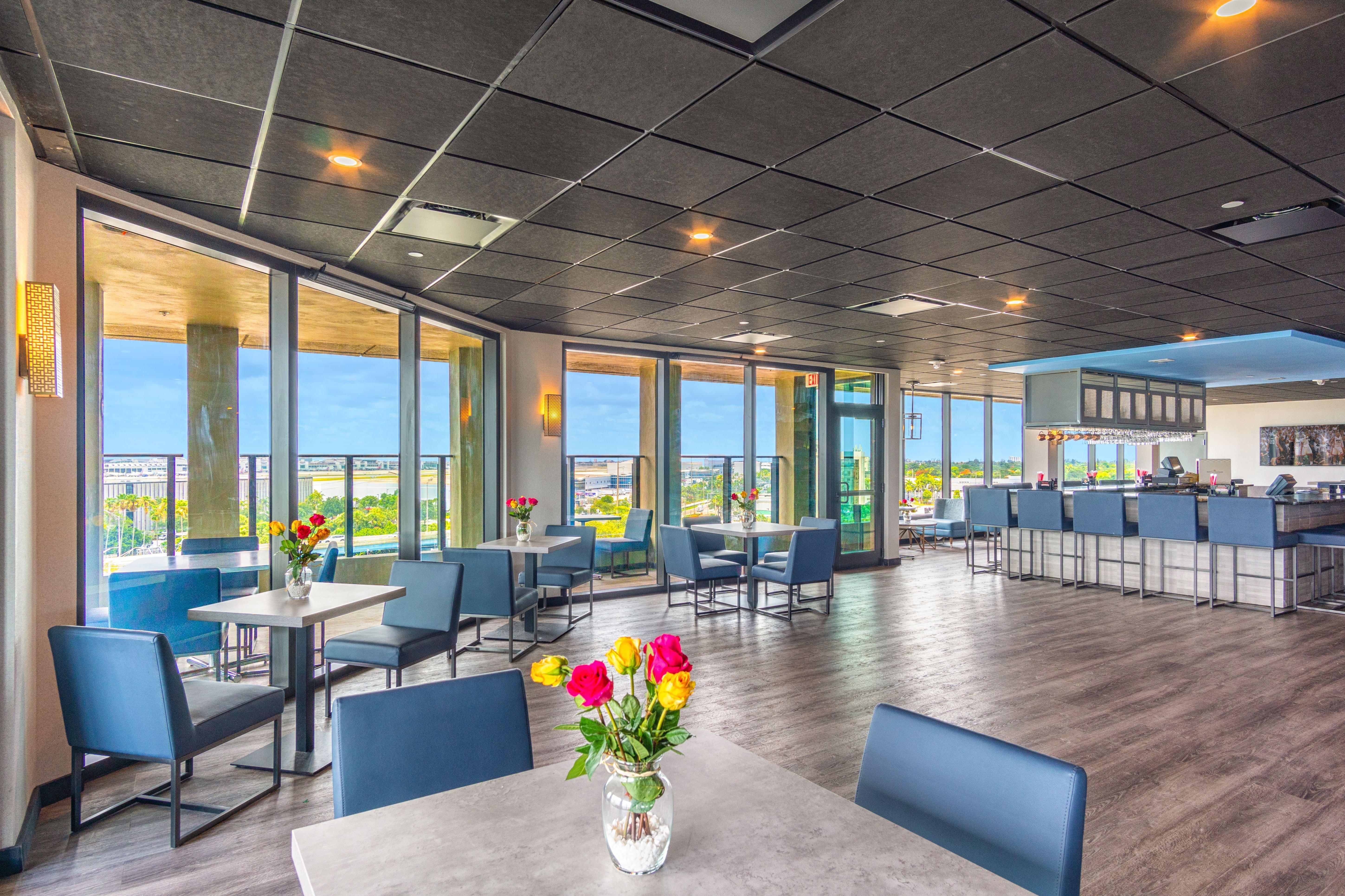 Holiday Inn Miami International Airport By Ihg Miami Springs Екстериор снимка