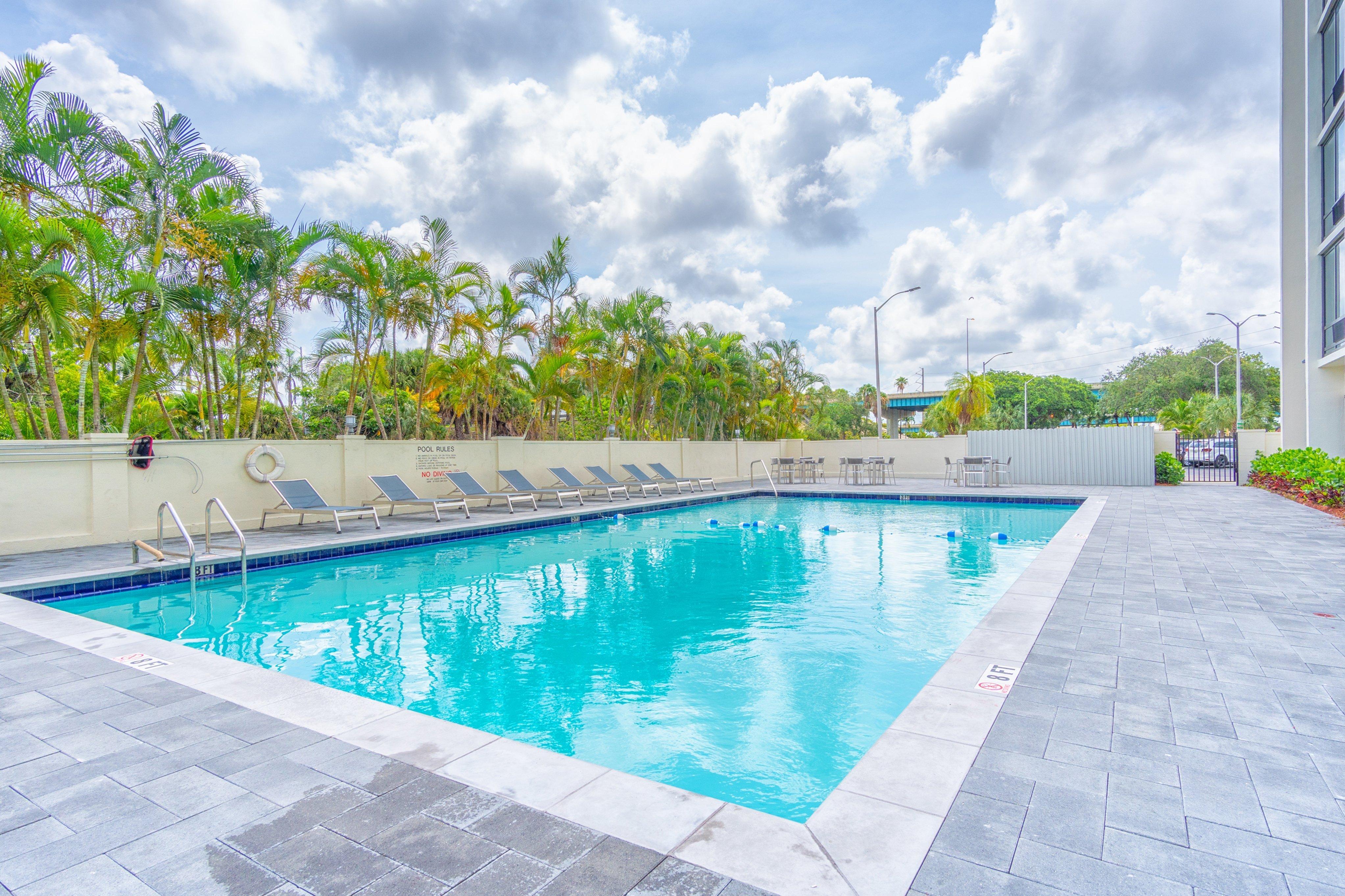 Holiday Inn Miami International Airport By Ihg Miami Springs Екстериор снимка
